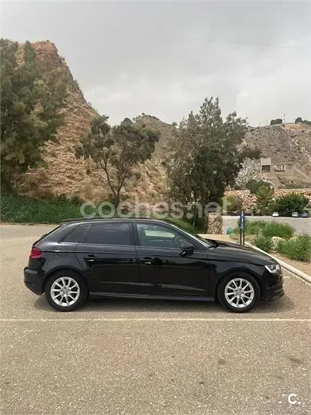 Usado Audi A3 110 CV (80 kW) 2016 Negro Berlina