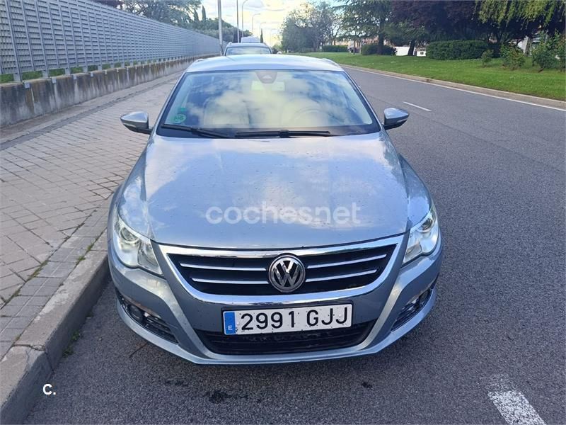 Gris / plata Usado 2008 VW CC Berlina | 11.000 € (Caro) - Imagen 1/4