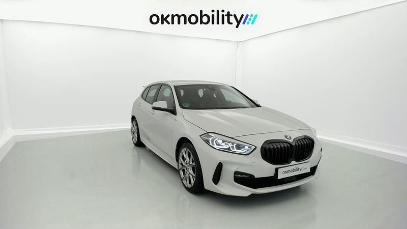 Usado BMW 118 M Sport 136 CV (100 kW) 2024 Alpinweiss Utilitario