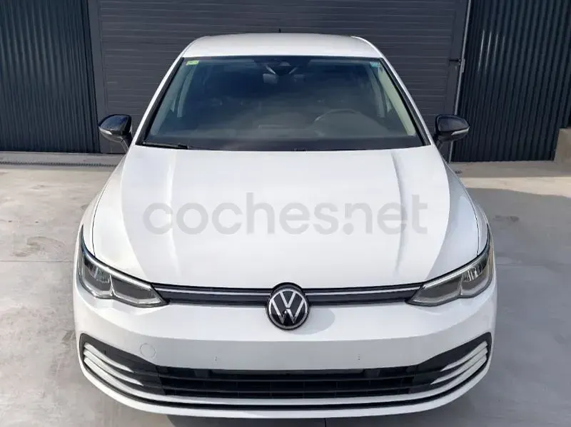 Usado VW Golf VIII 115 CV (84 kW) 2020 Blanco Berlina