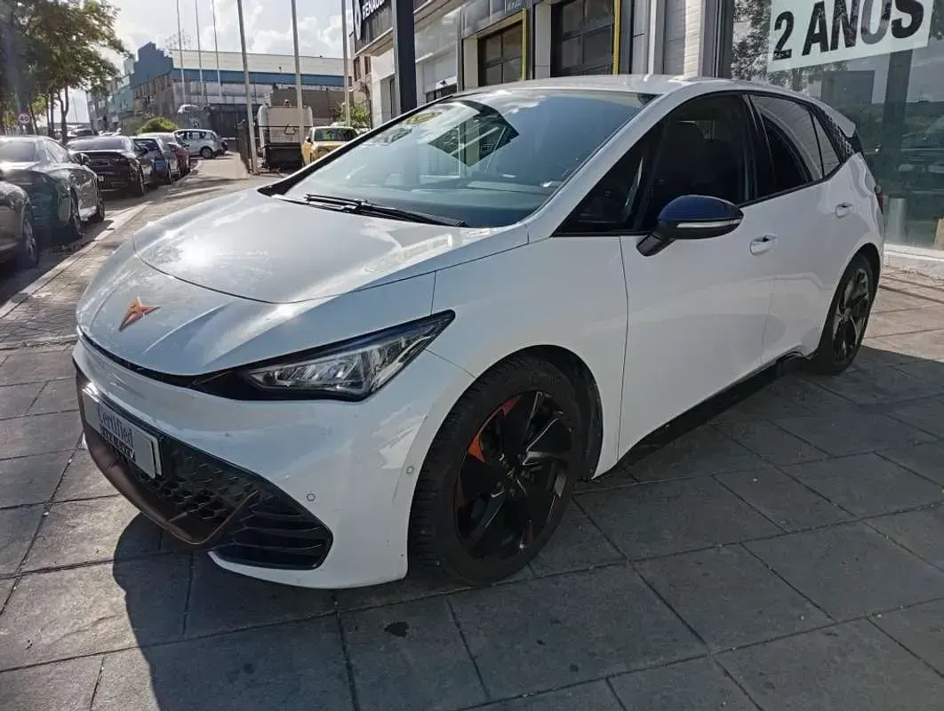 Usado Cupra Born 150 kW (204 HP) 2022 Branco Citadino