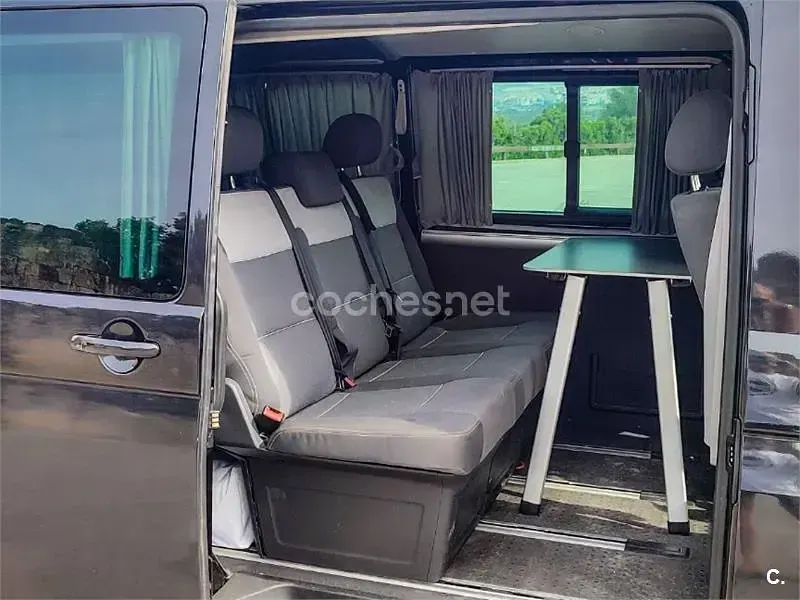 Usado VW Multivan Startline 130 CV (95 kW) 2006 Negro Monovolumen