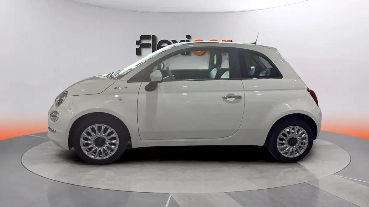 Usado Fiat 500 Dolcevita 70 CV (51 kW) 2023 Blanco Berlina