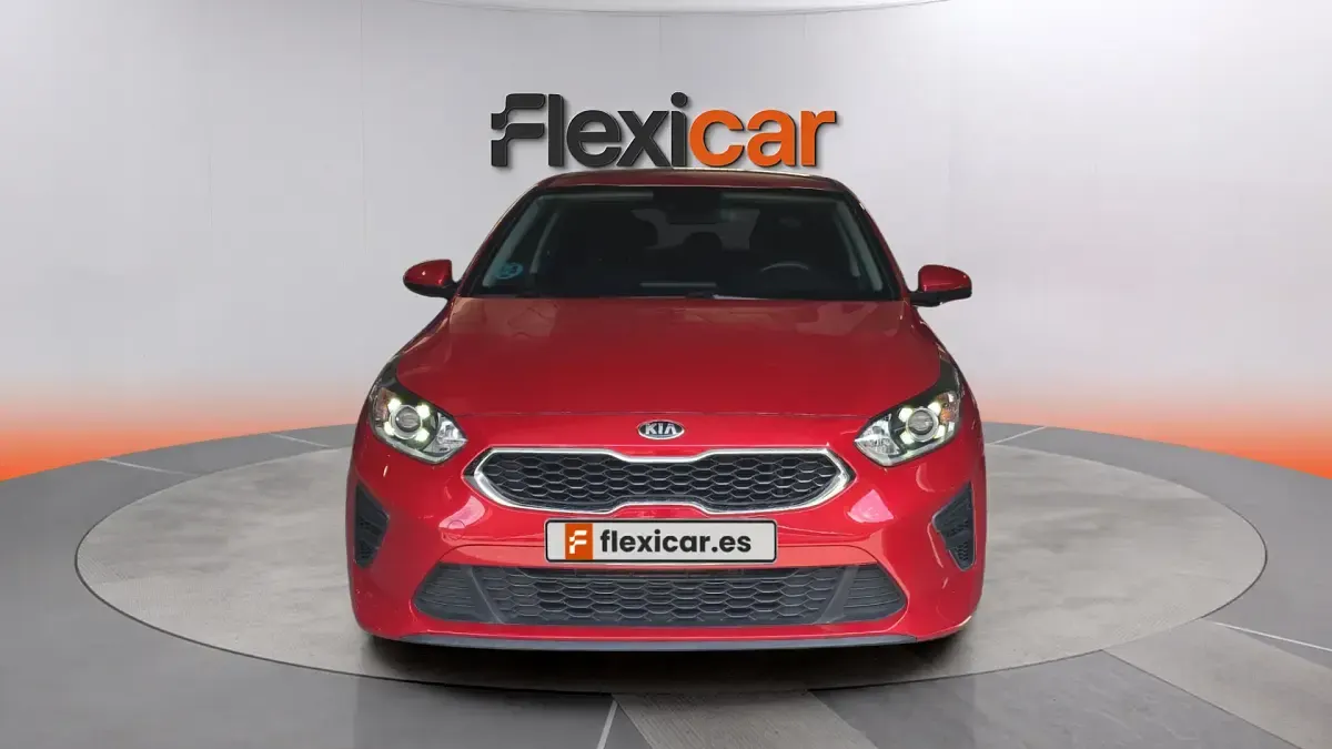 Usado Kia Ceed 115 CV (84 kW) 2020 Rojo Utilitario