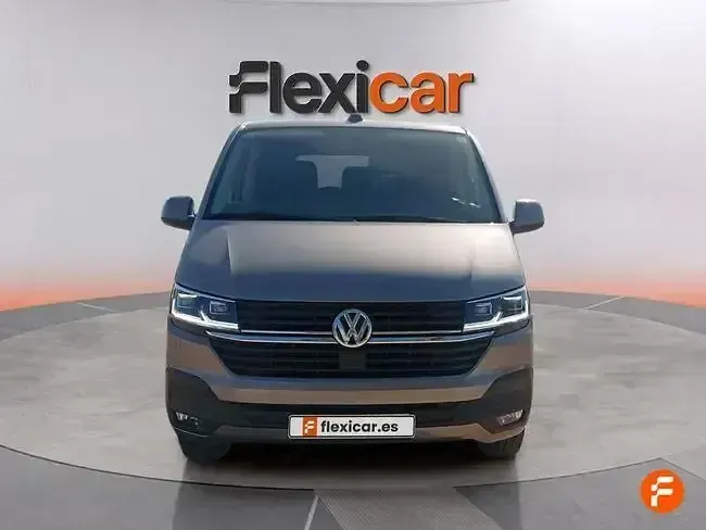 Usado VW Caravelle 150 CV (110 kW) 2020 Gris Van