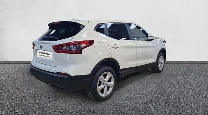Usado Nissan Qashqai Acenta 116 CV (85 kW) 2019 Sapporo white (sólido) SUV