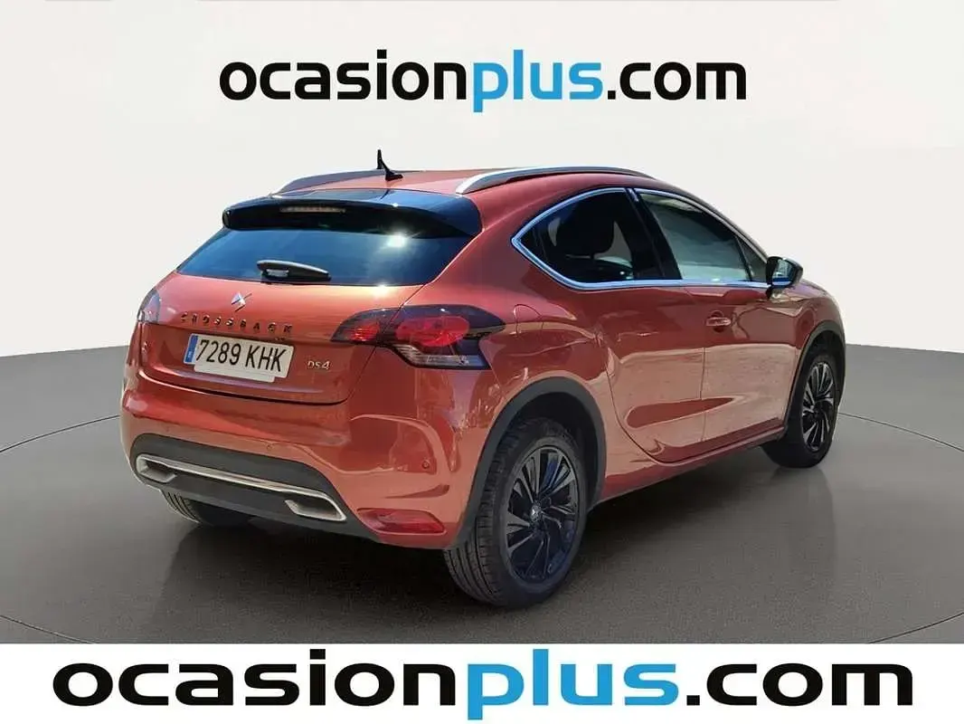 Usado DS Automobiles DS4 Crossback Style 120 CV (88 kW) 2018 Rojo SUV