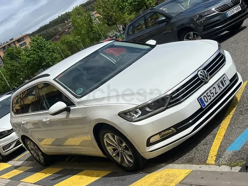 Usado VW Passat Advance 150 CV (110 kW) 2019 Blanco Familiar