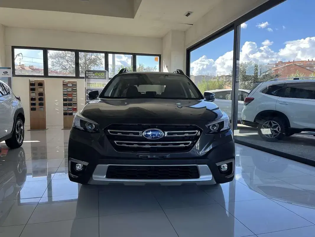 Nuevo Subaru Outback Active 169 CV (124 kW) 2026 Gris Familiar