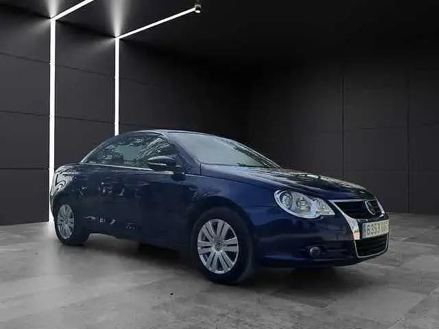 Usado VW Eos 122 CV (89 kW) 2008 Descapotable