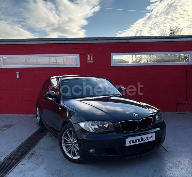 Usado BMW 118 143 CV (105 kW) 2010 Negro Utilitario