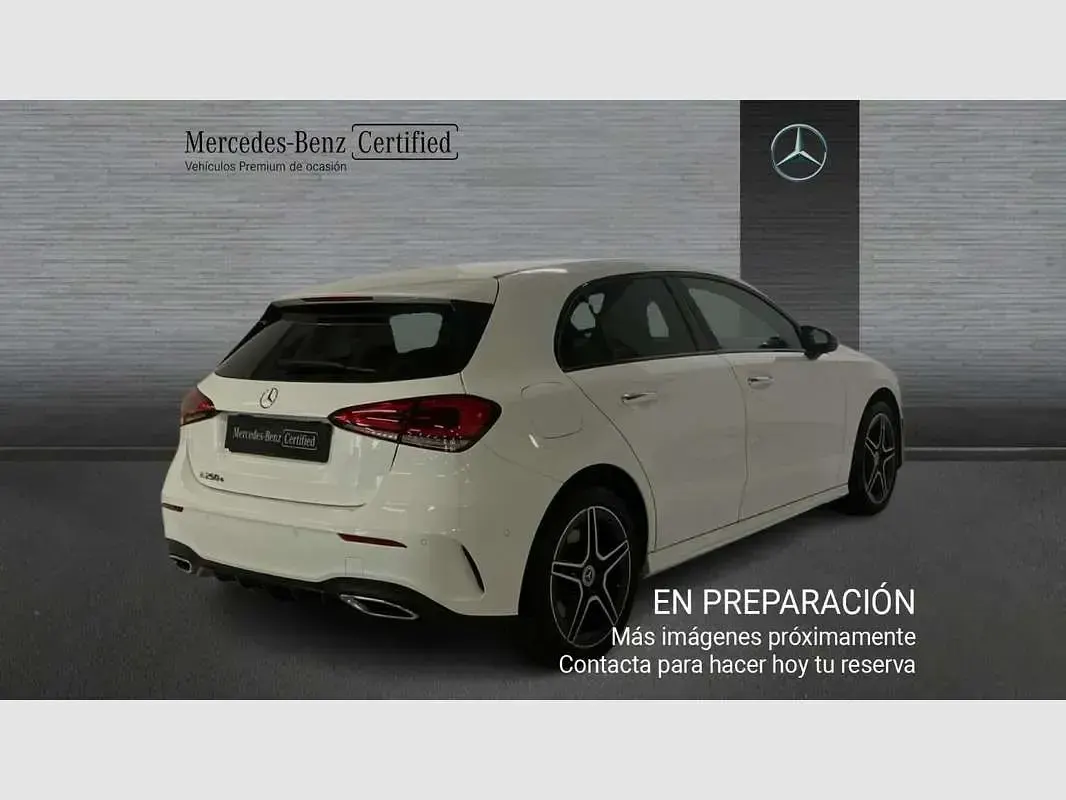Usado Mercedes A250 218 CV (160 kW) 2022 Berlina