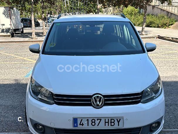 Usado VW Touran Advance 105 CV (77 kW) 2011 Blanco Monovolumen