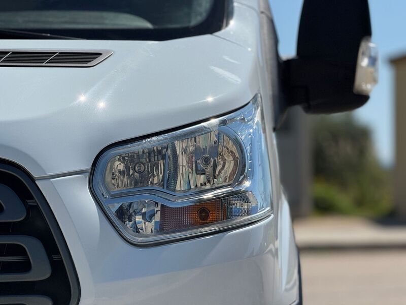 Usado Ford Transit Trend 130 CV (95 kW) 2018 Blanco Van