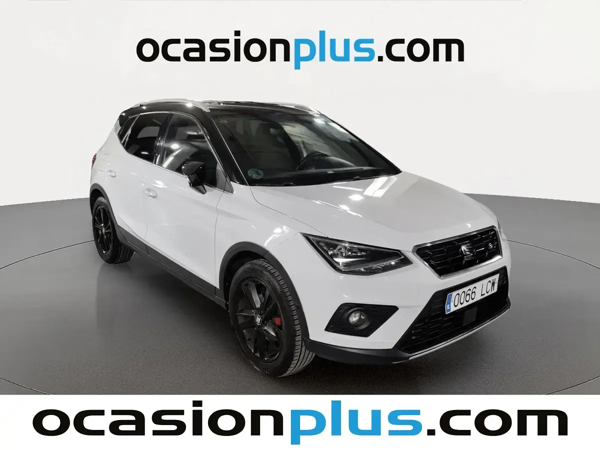 Usado Seat Arona Ecomotive 115 CV (84 kW) 2019 Blanco SUV