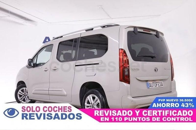 Usado Toyota Proace Verso Active 131 CV (96 kW) 2021 Gris / plata Familiar