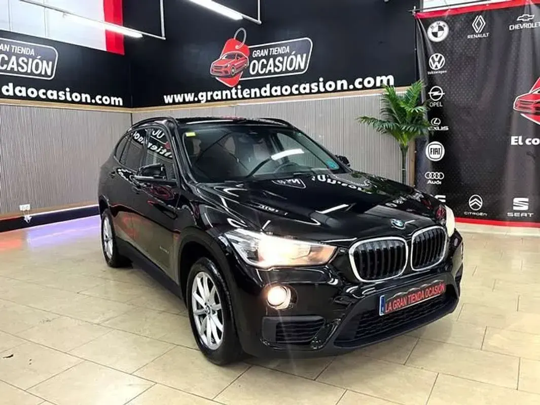 Usado BMW X1 150 CV (110 kW) 2016 Negro SUV