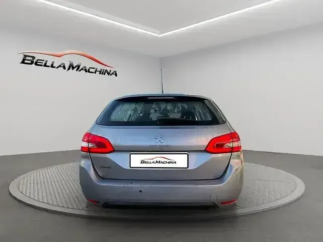 Usado Peugeot 308 SW Active 130 CV (95 kW) 2021 Gris Familiar