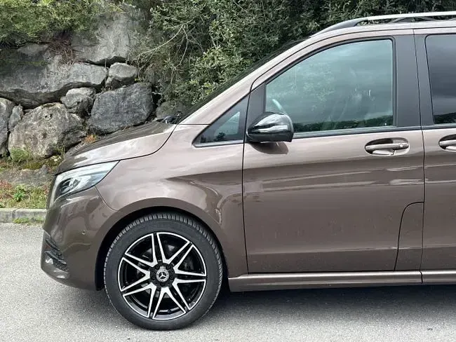 Usado Mercedes V250 Avantgarde Edition 190 CV (139 kW) 2019 Marrón Monovolumen