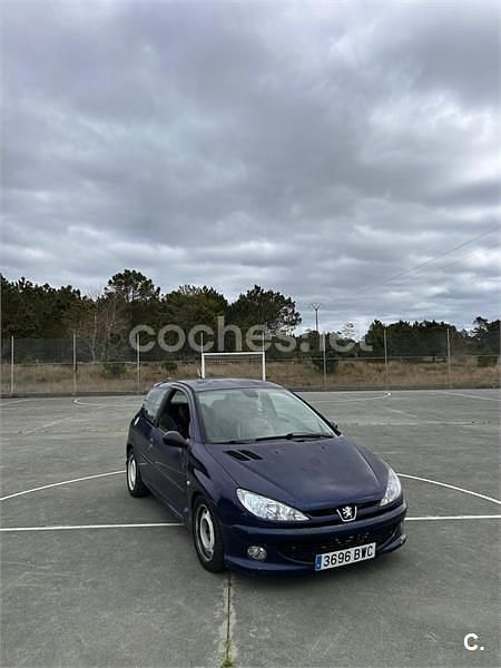 Usado Peugeot 206 GTi 138 CV (101 kW) 2002 Azul Berlina