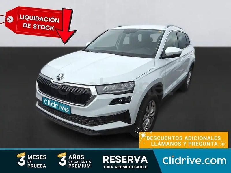 Usado Skoda Karoq Ambition 115 CV (84 kW) 2024 Blanco SUV