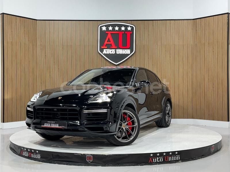 Negro Usado 2019 Porsche Cayenne Turbo SUV | 87.999 € (Caro) - Imagen 1/4