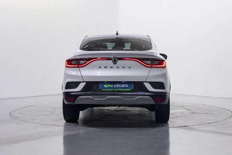 Usado Renault Arkana Techno 140 CV (102 kW) 2022 Blanco SUV