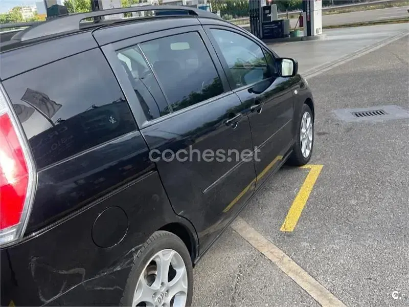 Usado Mazda 5 Style 143 CV (105 kW) 2009 Negro Monovolumen