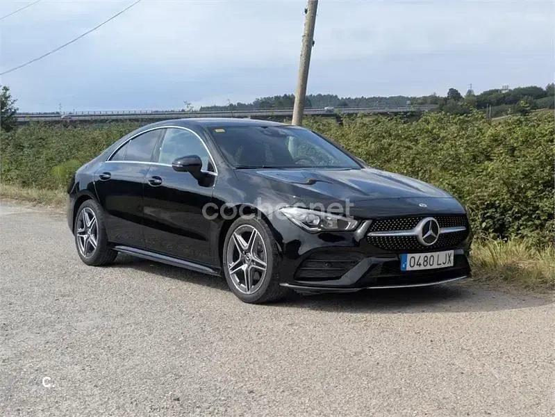 Usado Mercedes CLA180 136 CV (100 kW) 2020 Negro Coupe