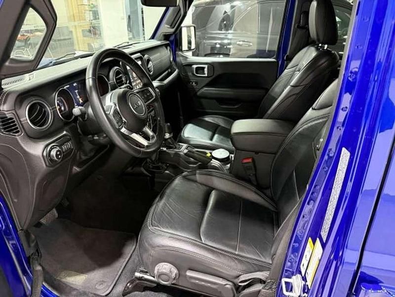 Usado Jeep Wrangler Sahara 270 CV (198 kW) 2020 Azul SUV