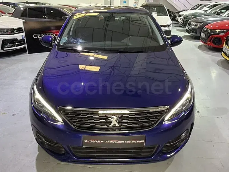 Usado Peugeot 308 Style 100 CV (73 kW) 2019 Azul Berlina