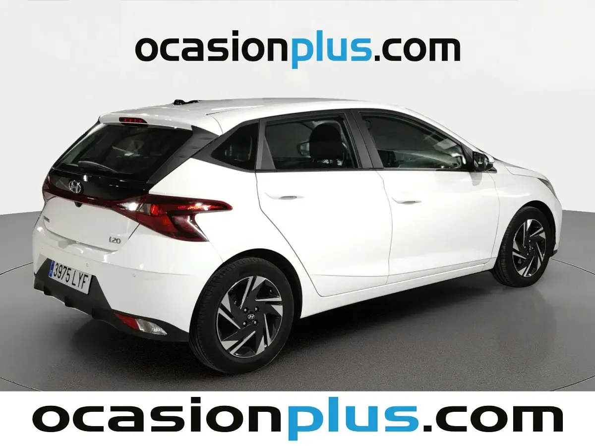 Usado Hyundai i20 84 CV (61 kW) 2022 Blanco Utilitario
