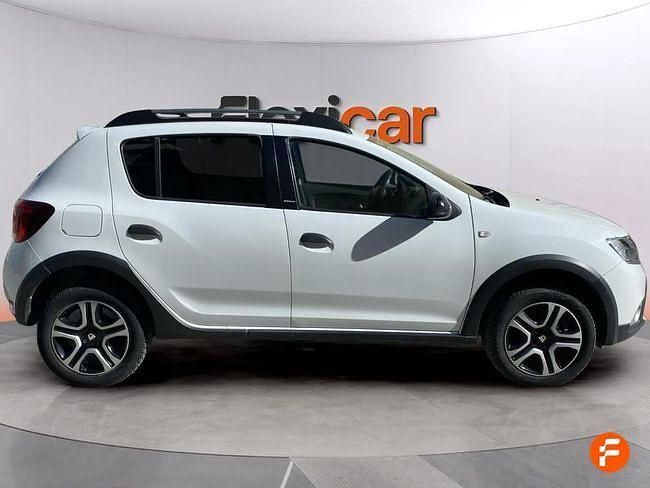 Usado Dacia Sandero Comfort 95 CV (69 kW) 2018 Blanco