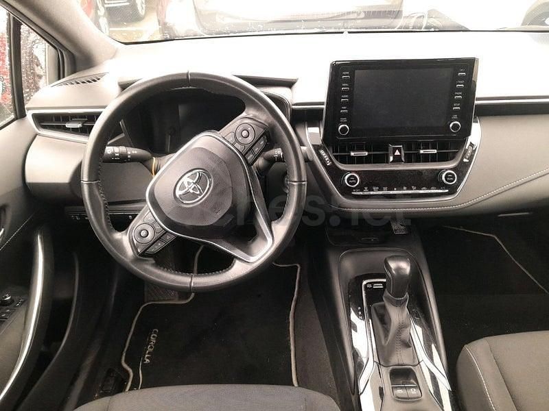 Usado Toyota Corolla Active 122 CV (89 kW) 2021 Blanco Berlina