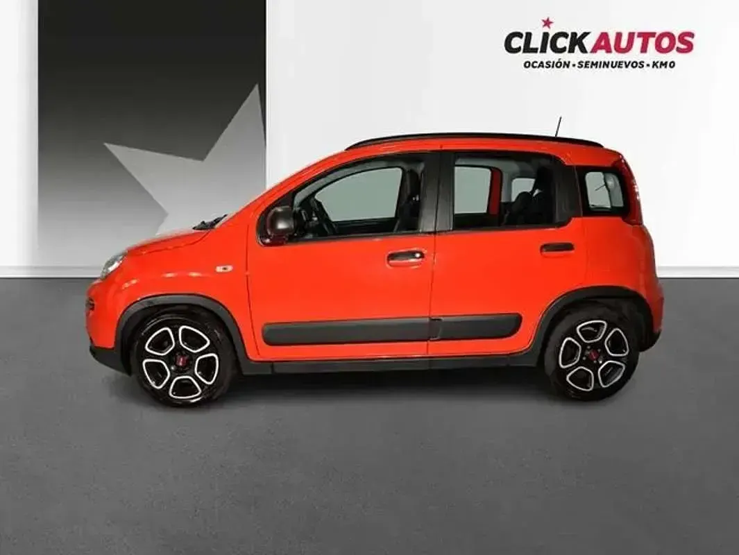 Usado Fiat Panda City Life 71 CV (52 kW) 2022 Rojo Utilitario