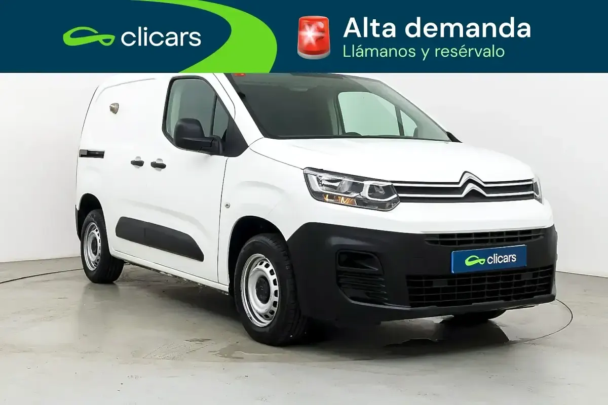 Usado Citroën Berlingo 100 CV (73 kW) 2021 Blanco Monovolumen