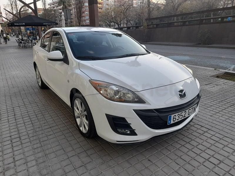 Usado Mazda 3 Luxury 150 CV (110 kW) 2010 Blanco Berlina