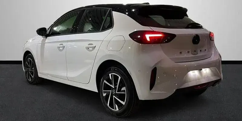 Nuevo Opel Corsa 101 CV (74 kW) 2026 Blanco Utilitario