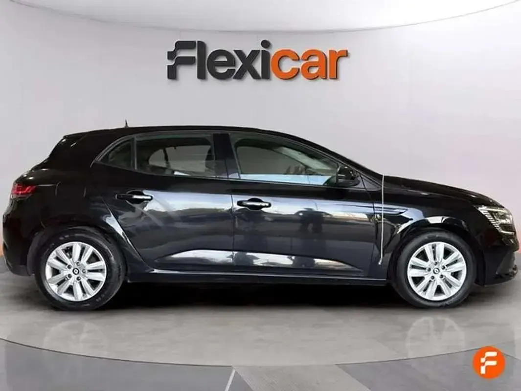 Usado Renault Mégane II Intens 116 CV (85 kW) 2022 Negro Berlina