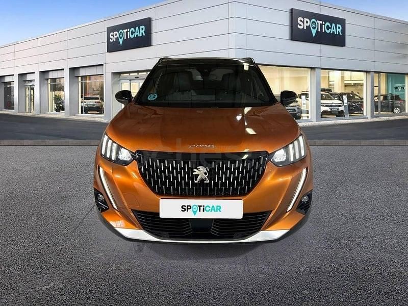 Usado Peugeot 2008 GT 130 CV (95 kW) 2022 Naranja SUV