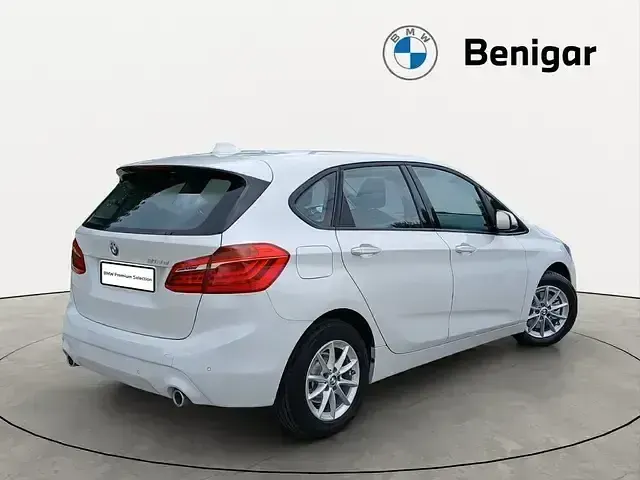 Usado BMW 218 Active Tourer Performance 150 CV (110 kW) 2020 Blanco Monovolumen