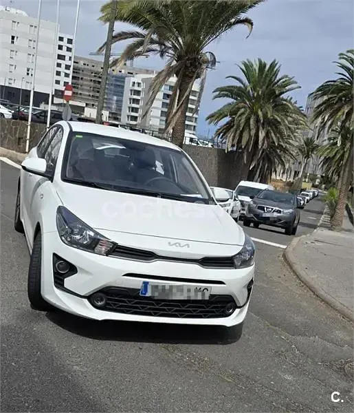 Usado Kia Rio Sport 84 CV (61 kW) 2022 Blanco Berlina