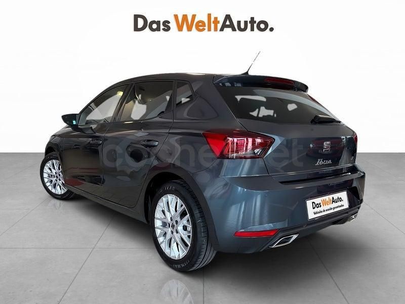 Usado Seat Ibiza FR 115 CV (84 kW) 2025 Gris / plata Utilitario