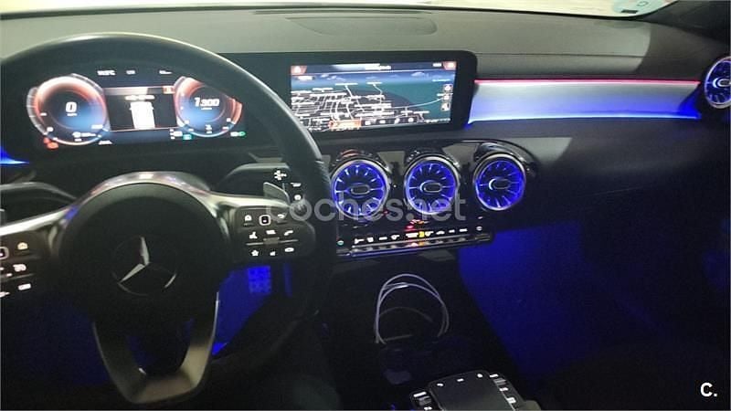 Usado Mercedes CLA250 Shooting Brake 224 CV (164 kW) 2021 Blanco Familiar