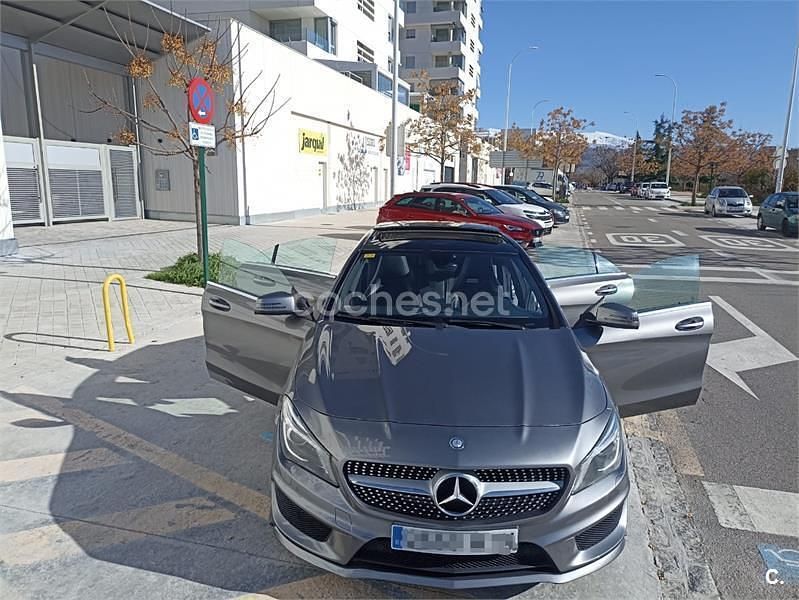 Usado Mercedes CLA200 Shooting Brake AMG line 136 CV (100 kW) 2015 Gris / plata Familiar