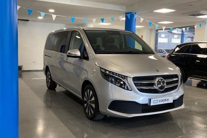 Usado Mercedes V250 Avantgarde 190 CV (139 kW) 2023 Monovolumen