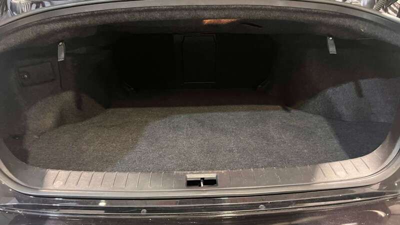 Usado Infiniti Q50 Premium 170 CV (125 kW) 2017 Negro Berlina