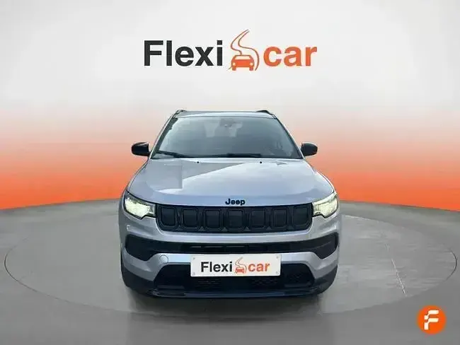 Begagnad Jeep Compass Night Eagle 130 HK (95 kW) 2022 Grå SUV