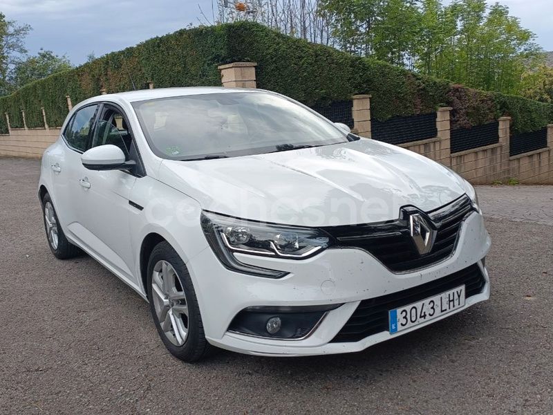 Blanco Usado 2020 Renault Mégane IV Business Berlina | 11.500 € (Precio justo) - Imagen 1/4