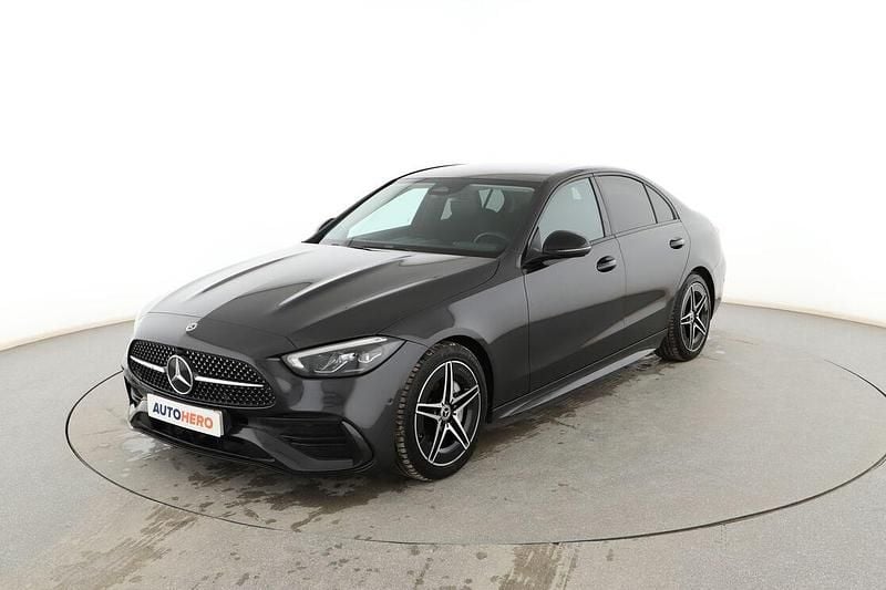 Usado Mercedes C200 AMG line 184 CV (135 kW) 2024 Negro Berlina